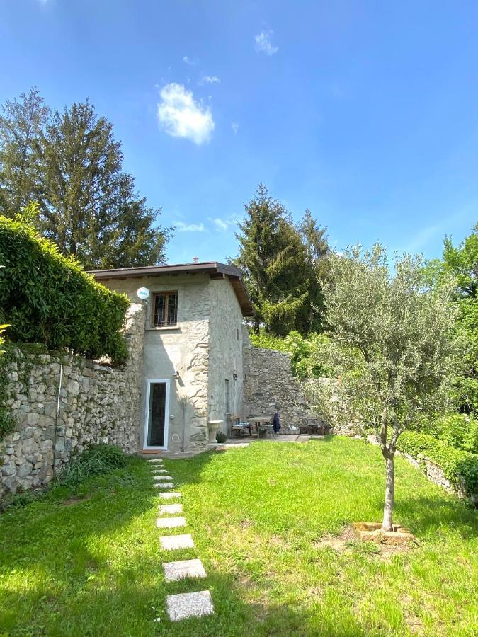 La Dimora Degli Olivi Dependance Villa Galbiate Eksteriør billede